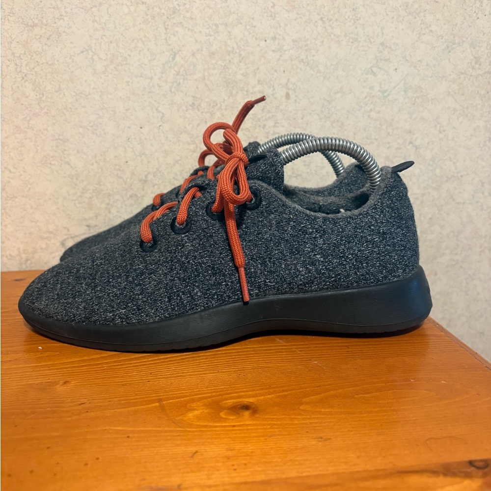 Allbirds Wool Runners, limited-edition SF Grey colorway Women’s Size 9